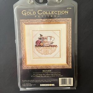 Dimensions Gold Collection Petites